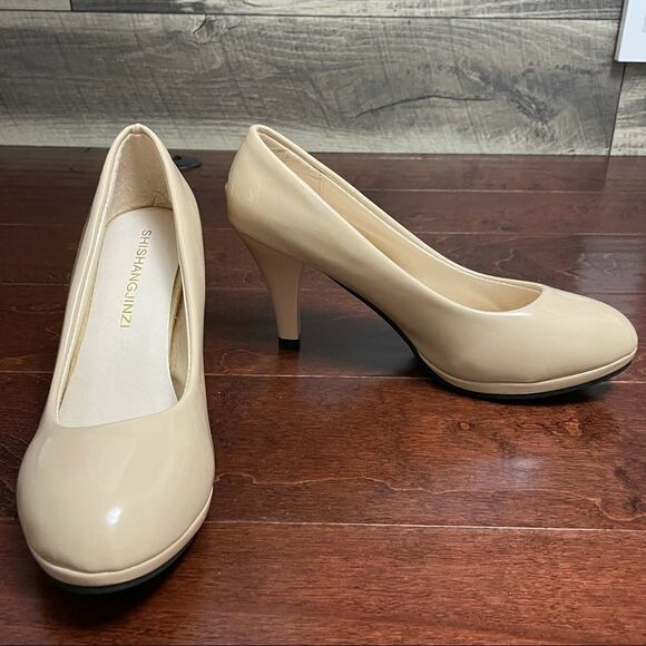Shishang Jinzi Closed Toe Pump Shoe Beige Size 40 euro US 8.5 - Picture 1 of 13